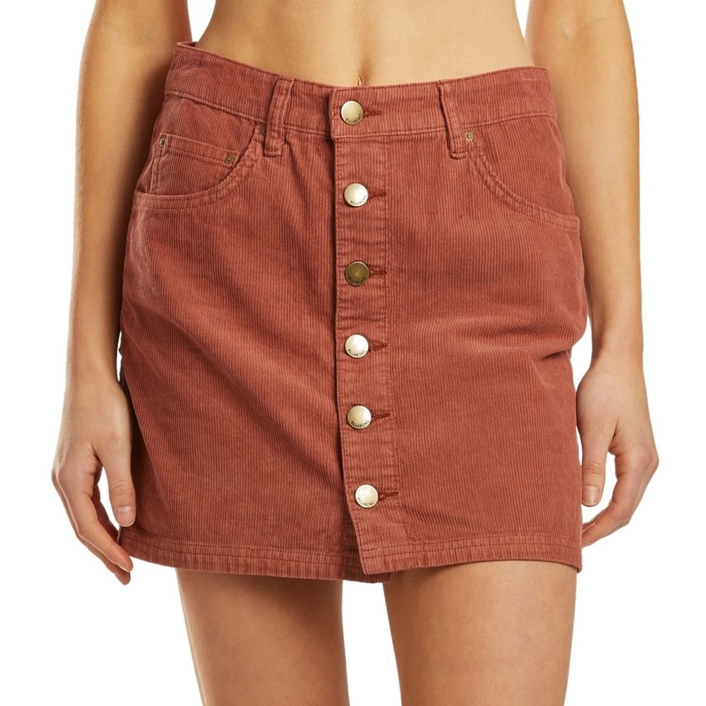 NWT Billabong: Good Life Cord Skirt